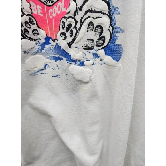 Vintage Single stich Fruit Of The Loom XXL Graphic Tee With Polar Bear Print In - Picture 6 of 9